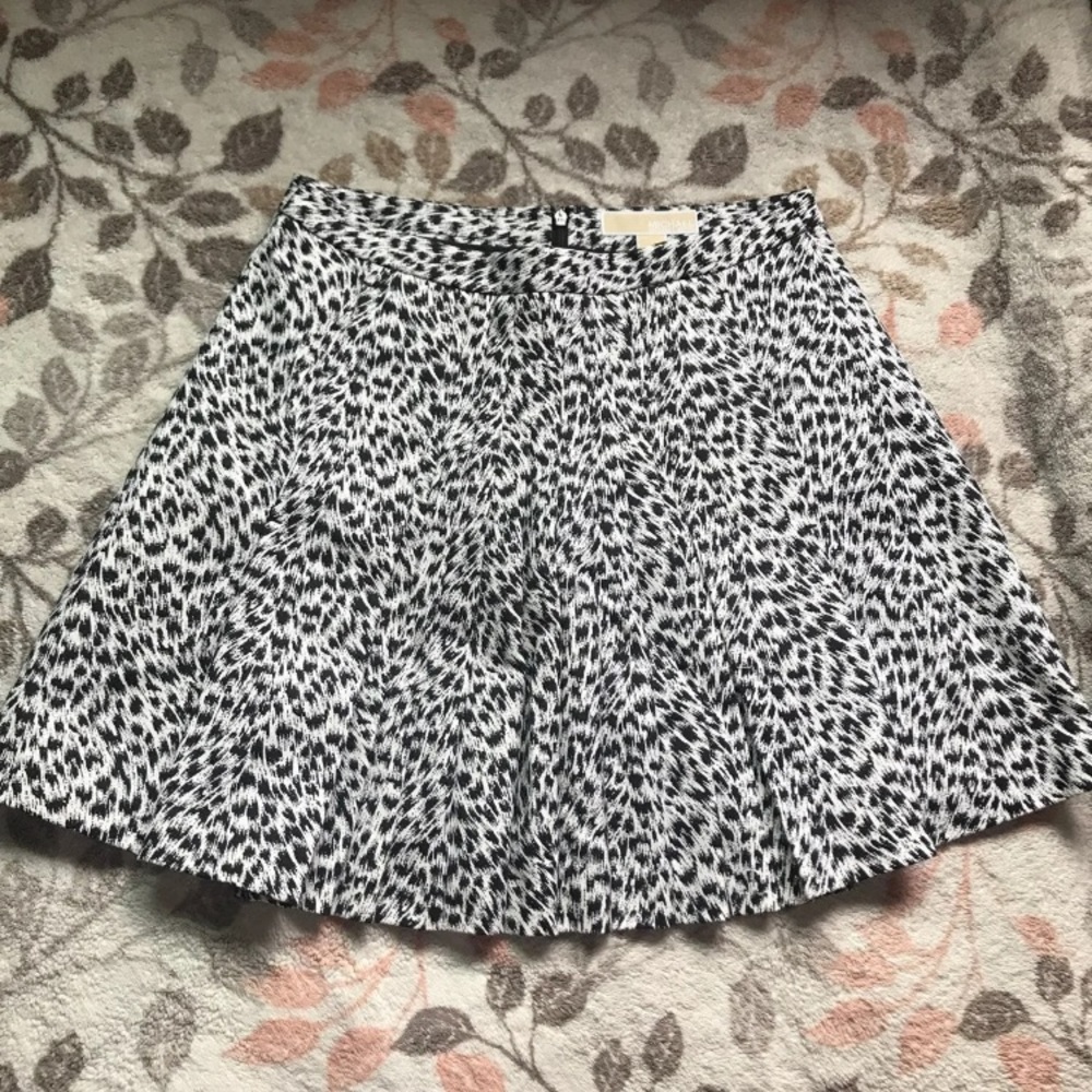 Michael Kors Black And White Skirt